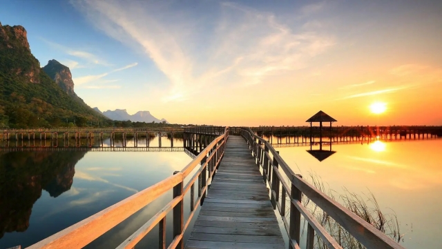 暑假未成年人只能周五六日打游戏，限玩1小时！